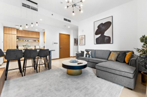 LUX Retreat 2 BR in just 5 min from Burj Khalifa